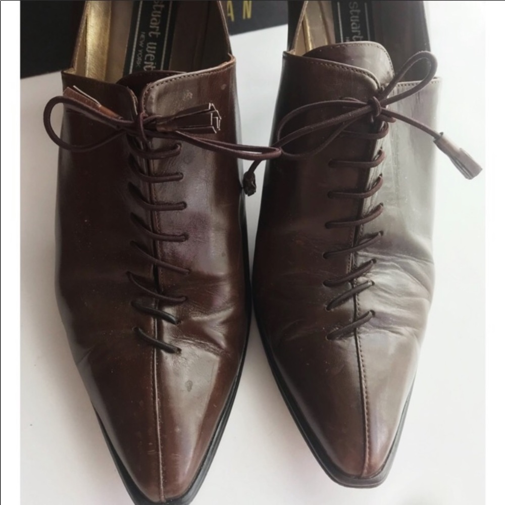 VINTAGE BROWN PUMPS